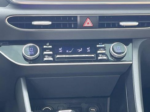 Used 2020 Hyundai Sonata Limited FWD image 16