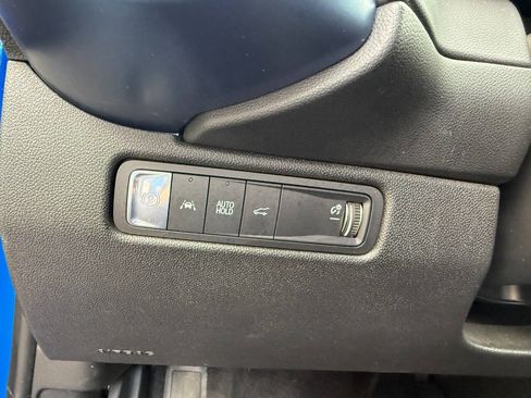Used 2024 Chevrolet Equinox EV LT AWD/4WD image 28