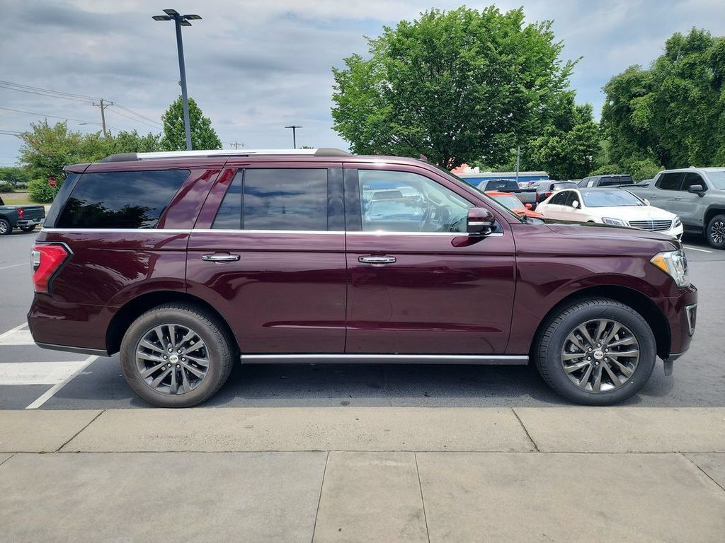 Used 2021 Ford Expedition Limited AWD/4WD image 9