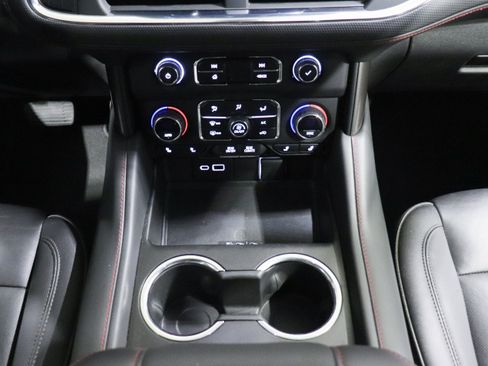 Used 2022 Chevrolet Tahoe RST w/ Sport Performance Package image 31