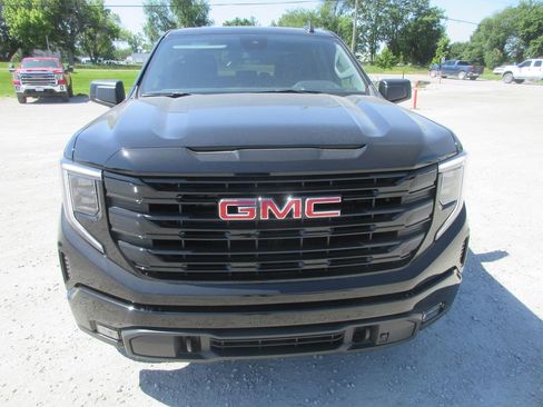 New 2026 GMC Sierra 1500 Elevation AWD/4WD image 13