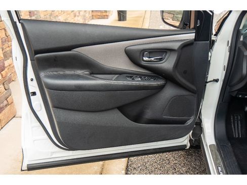 Used 2024 Nissan Murano SV w/ SV Midnight Edition Package AWD/4WD image 10
