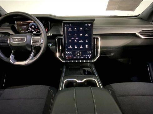 Used 2025 GMC Acadia Elevation AWD/4WD image 15