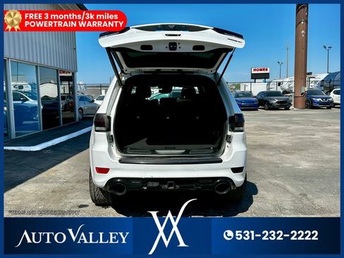 Used 2018 Jeep Grand Cherokee SRT image 37