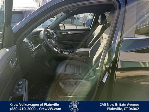 New 2026 Volkswagen Atlas Cross Sport SEL image 13