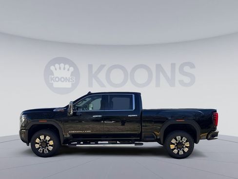 New 2026 GMC Sierra 2500 Denali w/ Denali Reserve Package image 2