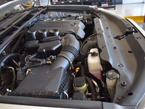 Used 2023 Toyota 4Runner SR5 Premium w/ Moonroof Package RWD image 34