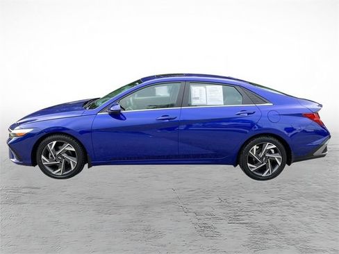 Certified 2024 Hyundai Elantra SEL w/ Convenience Package FWD image 6