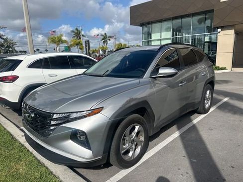 Used 2024 Hyundai Tucson SEL image 1