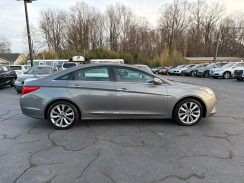 Used 2011 Hyundai Sonata SE w/ Navigation & Sunroof Pkg 4 image 7