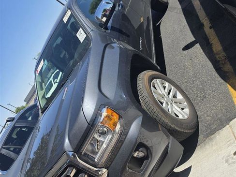 Used 2017 GMC Canyon SLT w/ Driver Alert Package AWD/4WD image 5