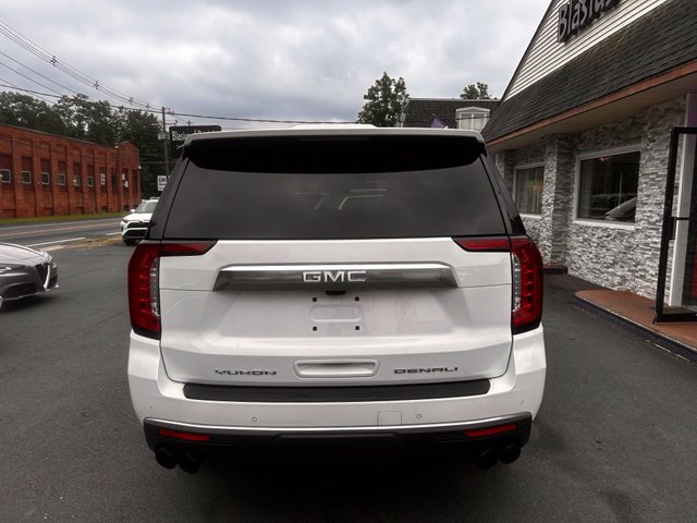 Used 2021 GMC Yukon Denali w/ Denali Premium Package AWD/4WD image 6
