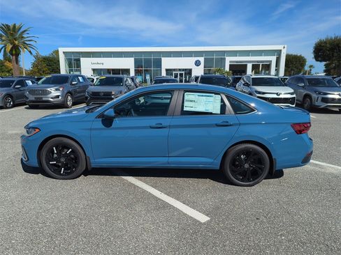 New 2026 Volkswagen Jetta SE image 9