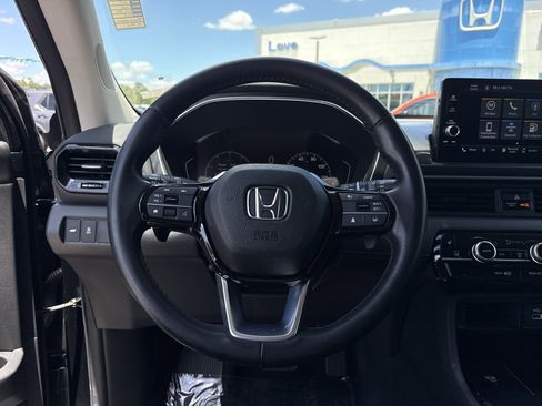 Certified 2023 Honda Pilot EX-L image 37
