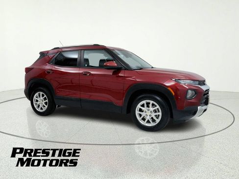Used 2021 Chevrolet TrailBlazer LT AWD/4WD image 12