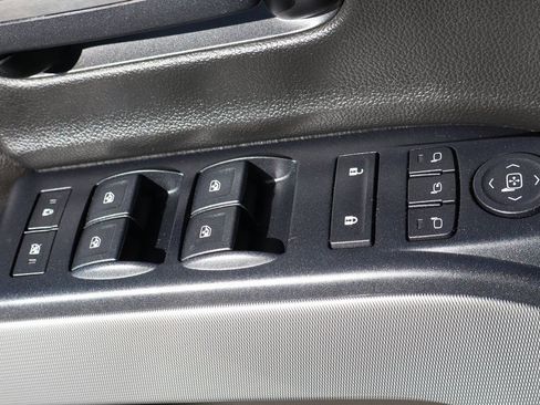 Used 2018 Chevrolet Silverado 1500 LTZ Z71 w/ Redline Edition AWD/4WD image 18