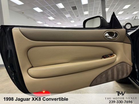 Used 1998 Jaguar XK8 Convertible RWD image 25