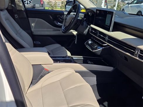 New 2025 Lincoln Corsair Grand Touring w/ Equipment Group 302A image 15