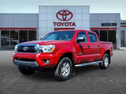 Used 2015 Toyota Tacoma PreRunner w/ SR5 Package RWD image 1
