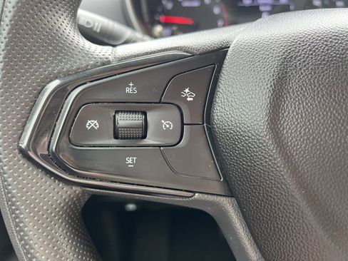 Used 2021 Chevrolet TrailBlazer LS w/ LPO, Blackout Package image 24