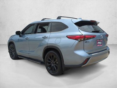 Used 2022 Toyota Highlander Platinum AWD/4WD image 8