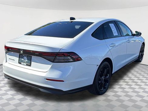Used 2025 Honda Accord SE image 5