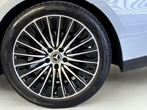 Certified 2026 Mercedes-Benz CLE 300 4MATIC Coupe image 29