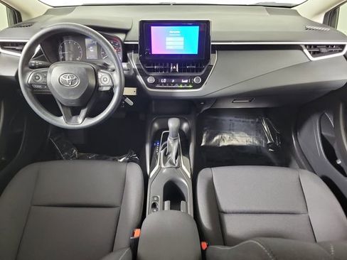 Used 2025 Toyota Corolla LE FWD image 16