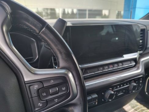 Used 2024 Chevrolet Silverado 2500 LT w/ Convenience Package AWD/4WD image 13