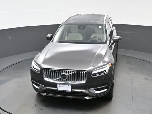 Used 2025 Volvo XC90 B6 Ultra w/ Protection Package image 41