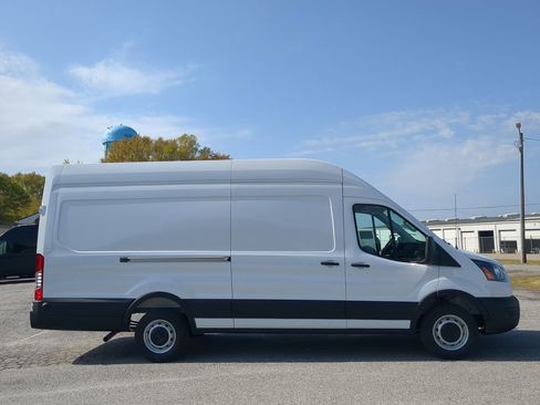 New 2026 Ford Transit 250 XL RWD image 2