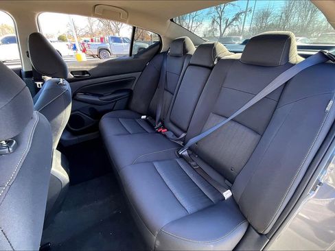 Used 2025 Nissan Altima 2.5 S image 14