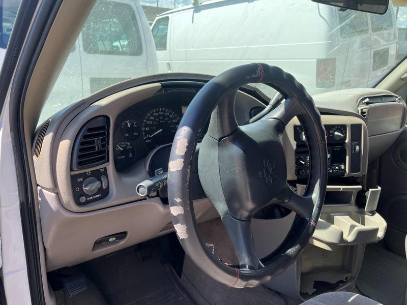 Used 2002 Chevrolet Astro RWD image 6