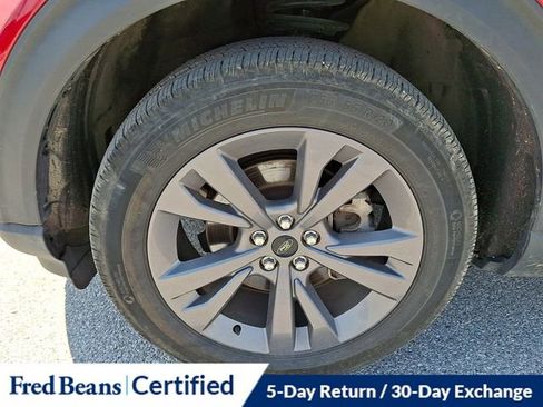 Certified 2024 Ford Explorer XLT w/ Equipment Group 202A AWD/4WD image 29