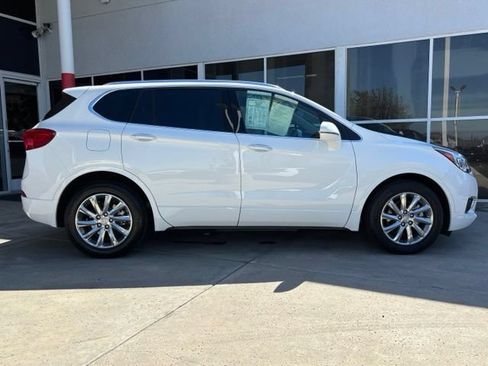 Used 2019 Buick Envision Essence FWD image 2