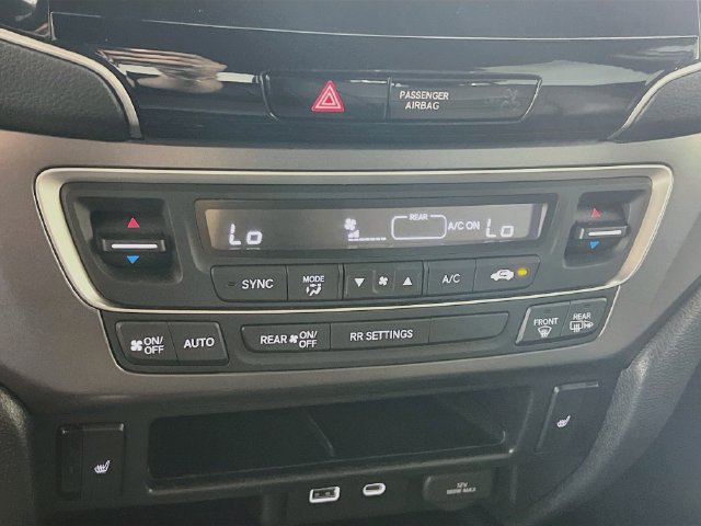 Used 2025 Honda Passport EX-L image 23
