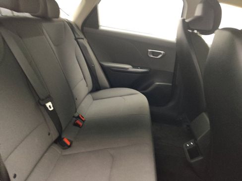 Used 2025 Kia K4 FWD image 19