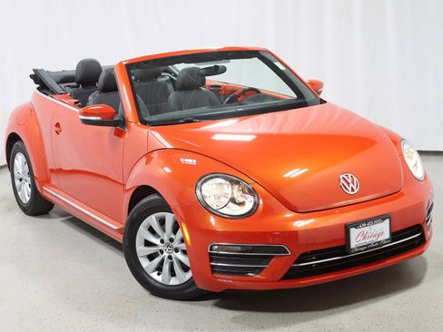Used 2019 Volkswagen Beetle 2.0T S FWD image 7