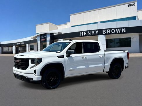 Used 2023 GMC Sierra 1500 Elevation w/ X31 Off-Road Package AWD/4WD image 1