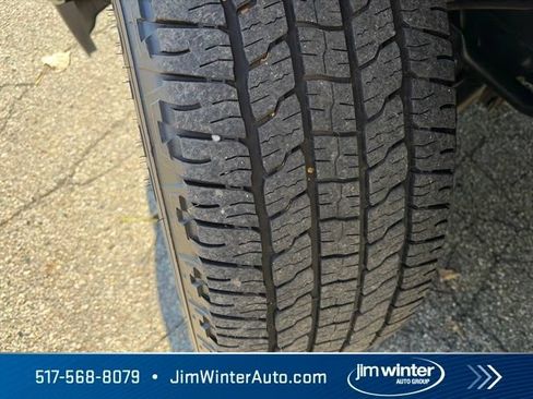 Used 2021 RAM 1500 Big Horn AWD/4WD image 4