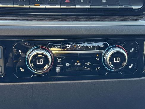 New 2026 GMC Sierra 1500 Elevation image 19