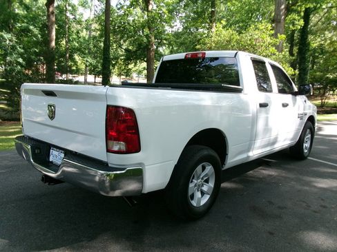 Used 2019 RAM 1500 Tradesman w/ Chrome Appearance Group RWD image 5