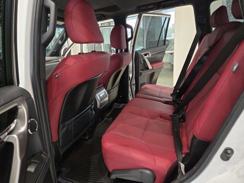 Used 2023 Lexus GX 460 Premium w/ Premium Plus Package image 23