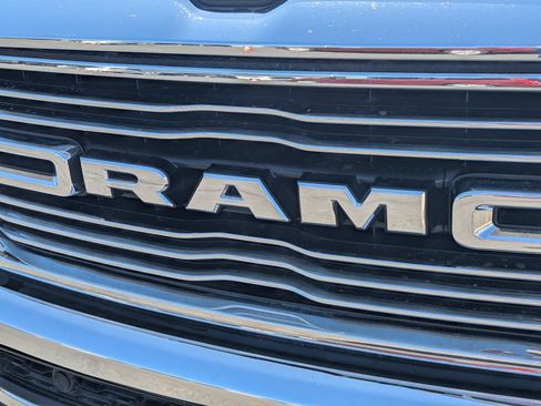 Used 2023 RAM 1500 Laramie AWD/4WD image 12