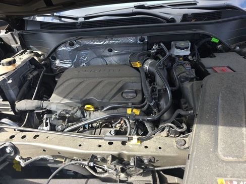 Used 2024 Chevrolet Trax LS image 11