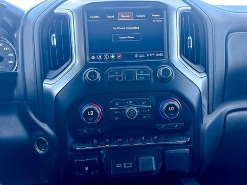 Used 2020 Chevrolet Silverado 1500 RST AWD/4WD image 26