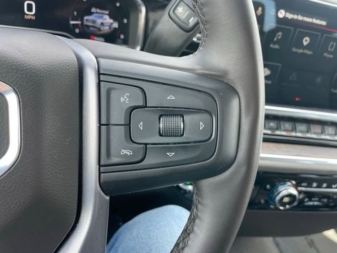 Used 2025 GMC Sierra 1500 SLT image 22