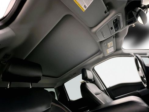 Used 2022 Ford F150 Lariat w/ FX4 Off-Road Package image 28