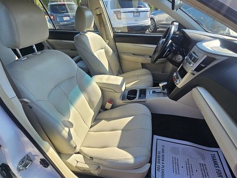Used 2012 Subaru Outback 2.5i image 6