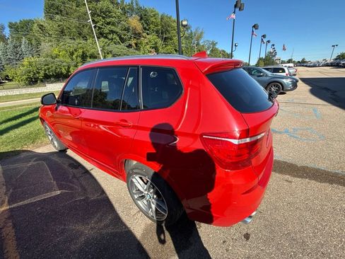 Used 2017 BMW X3 xDrive28i AWD/4WD image 3